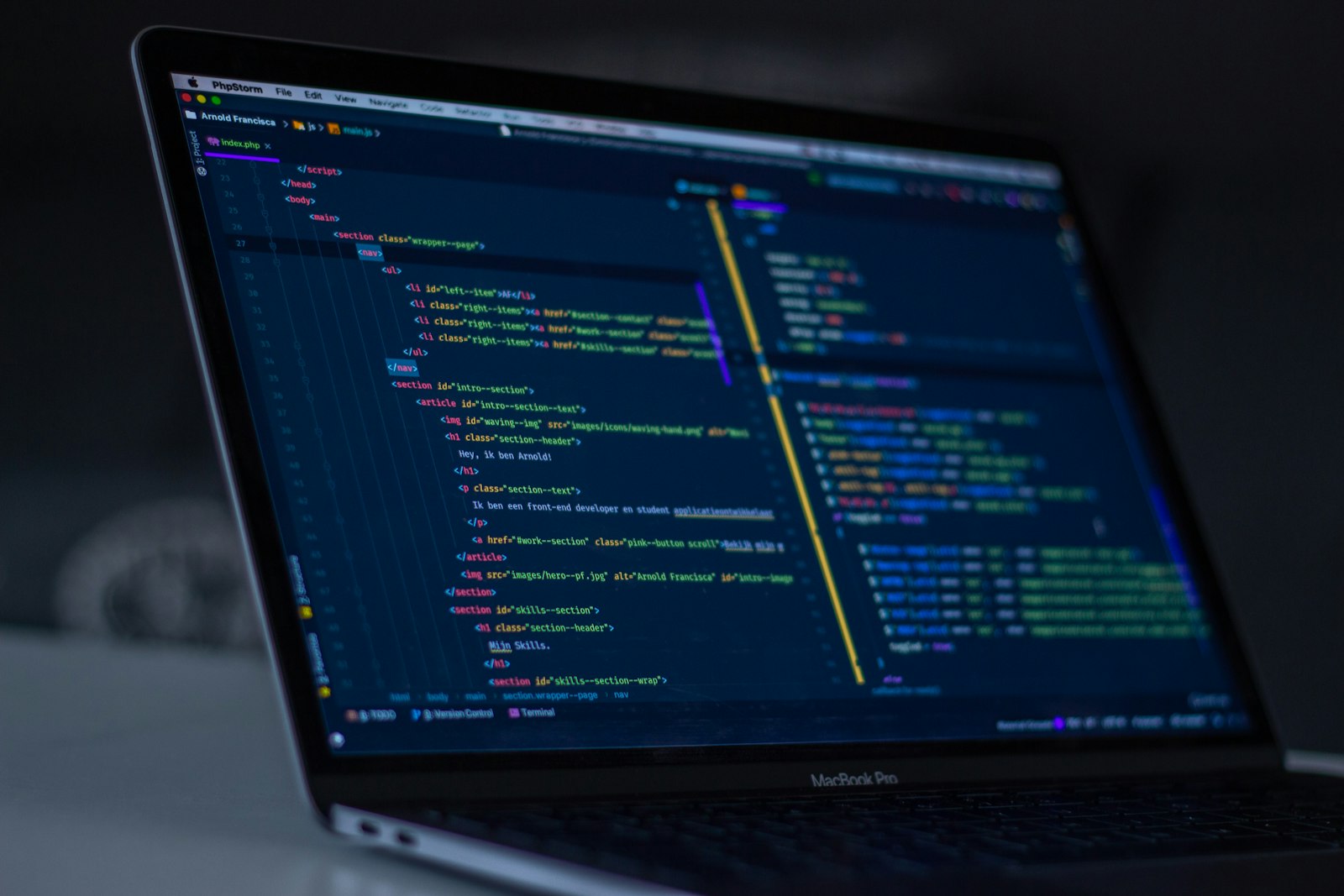 Người làm product có cần biết code không?